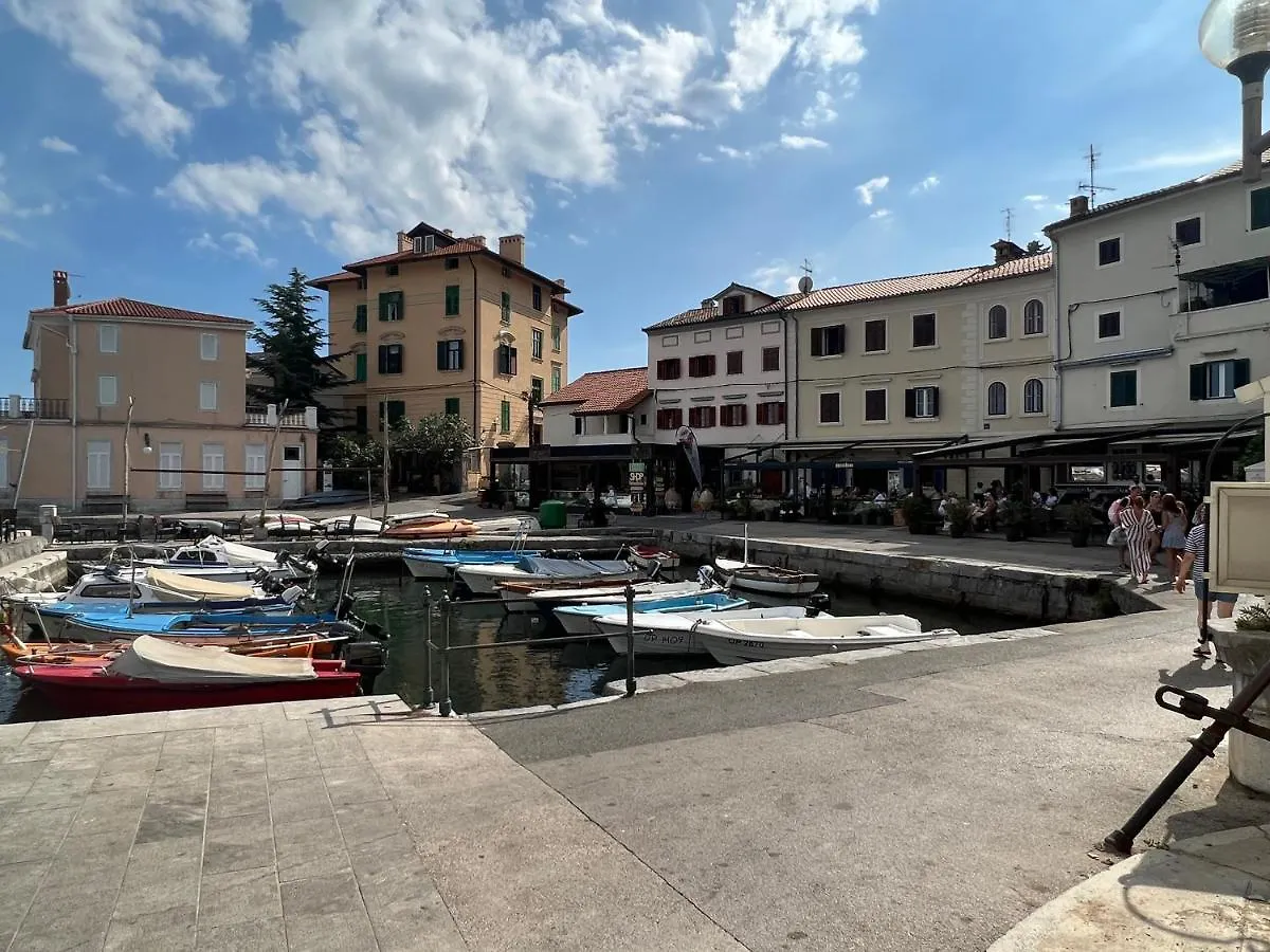 Apartment Vila Mila Volosko Opatija